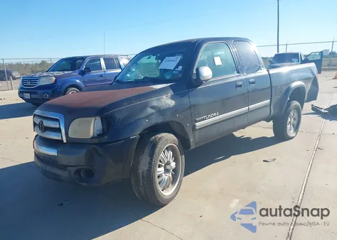 2005 Toyota Tundra Sr5 from USA, damaged, VIN 5TBRU34185S452663